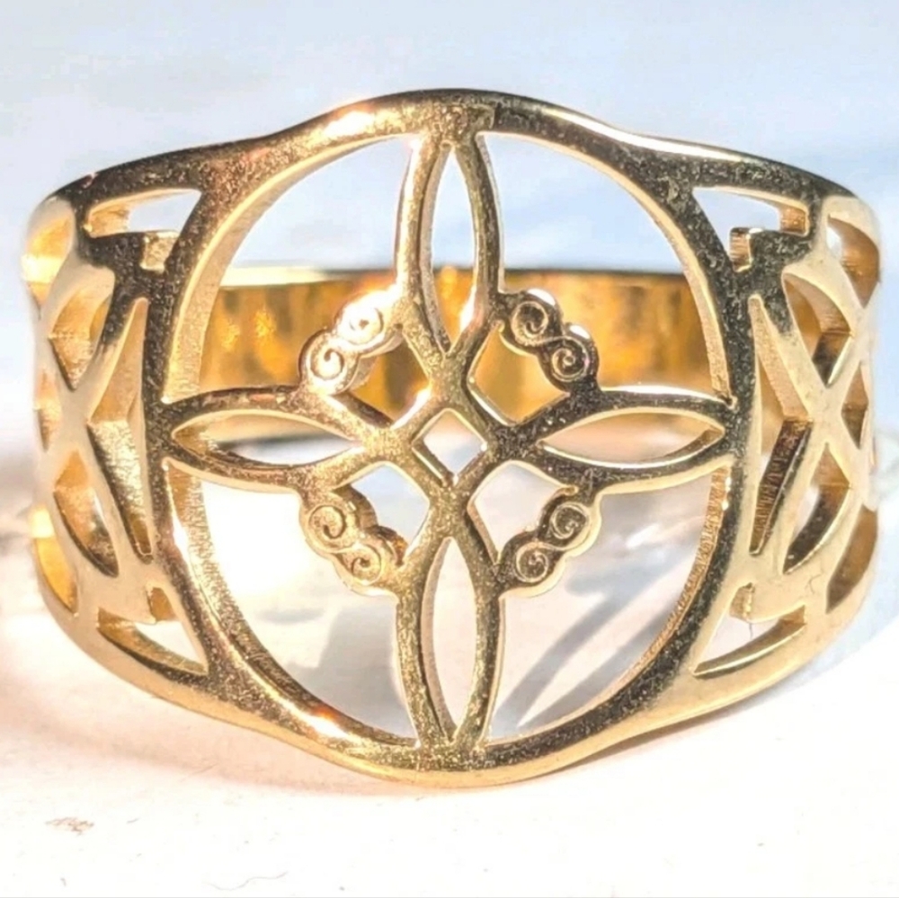 Witch Knot Golden Stainless Steel Ring for Women Wiccan Cross Celtics Knot Sz 8